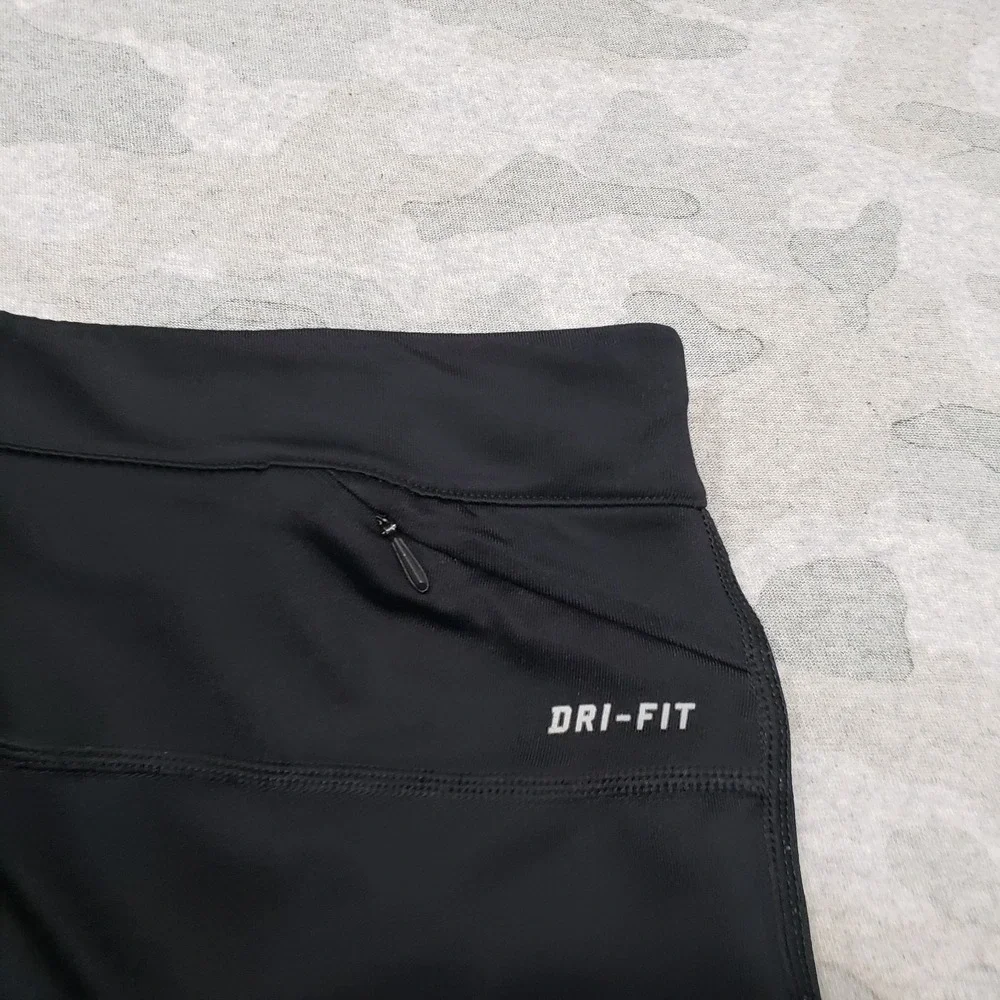Nike Leggings Womens Small Black Capri Dri-Fit Pull‎ On